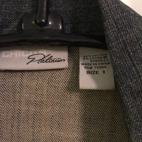EUC Chico’s Platnium Jean racket 1/Med - Picture 2 of 4